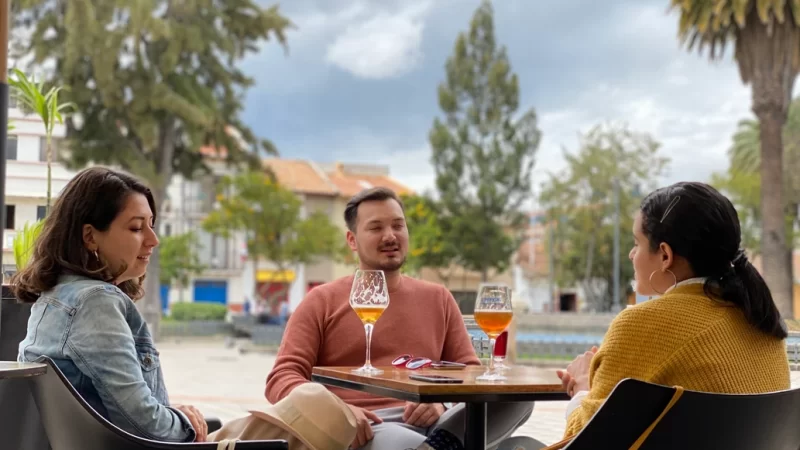 Tarde de cervezas en Plaza de San Sebastián