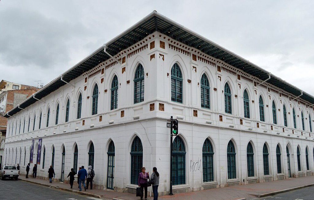 Antigua Escuela Central VisitCuenca 2024